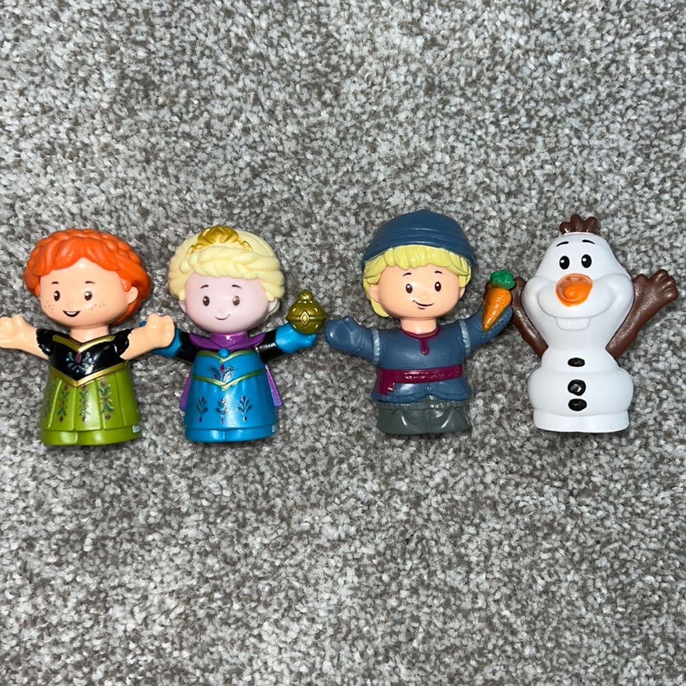 Disney frozen little people